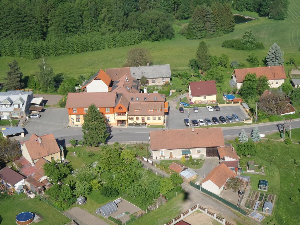Hostinec U Hubalku Kostelec nad Orlici Luaran gambar